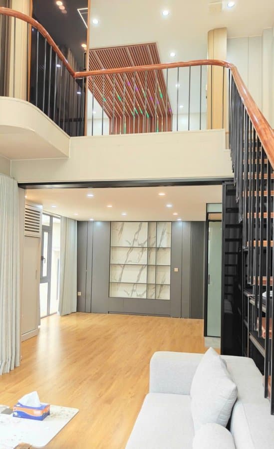 Bán nhà phố Trần Cung Cầu Giấy thang máy biệt thự sân vườn Giá rẻ