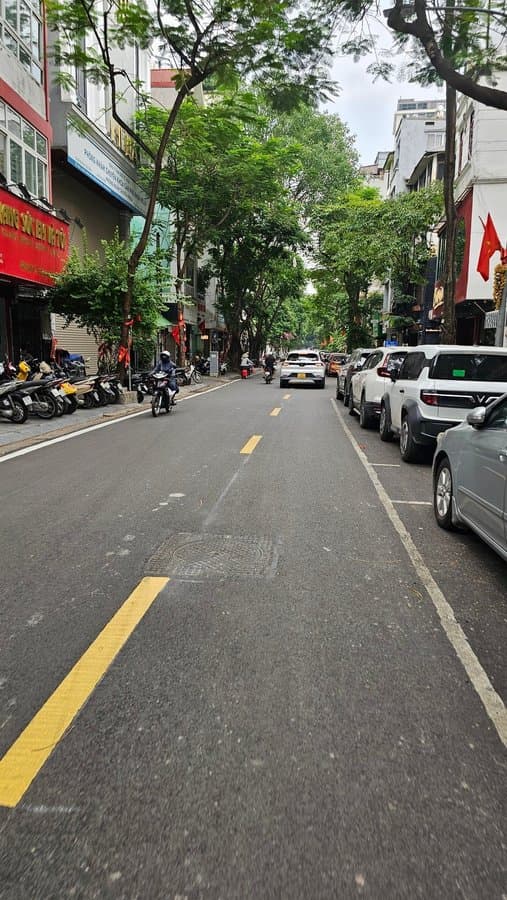 Bán tòa nhà Thương mại 10 tầng trung tâm quận Hai Bà Trưng
