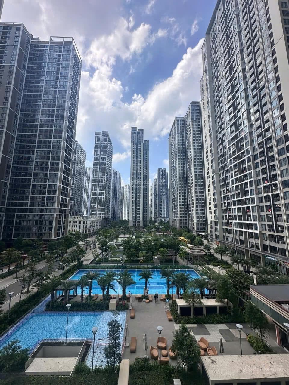 Bán căn 3PN Masteri West Heights 75m² – sẵn sổ hồng – view bể bơi – giá 7,4 tỷ
