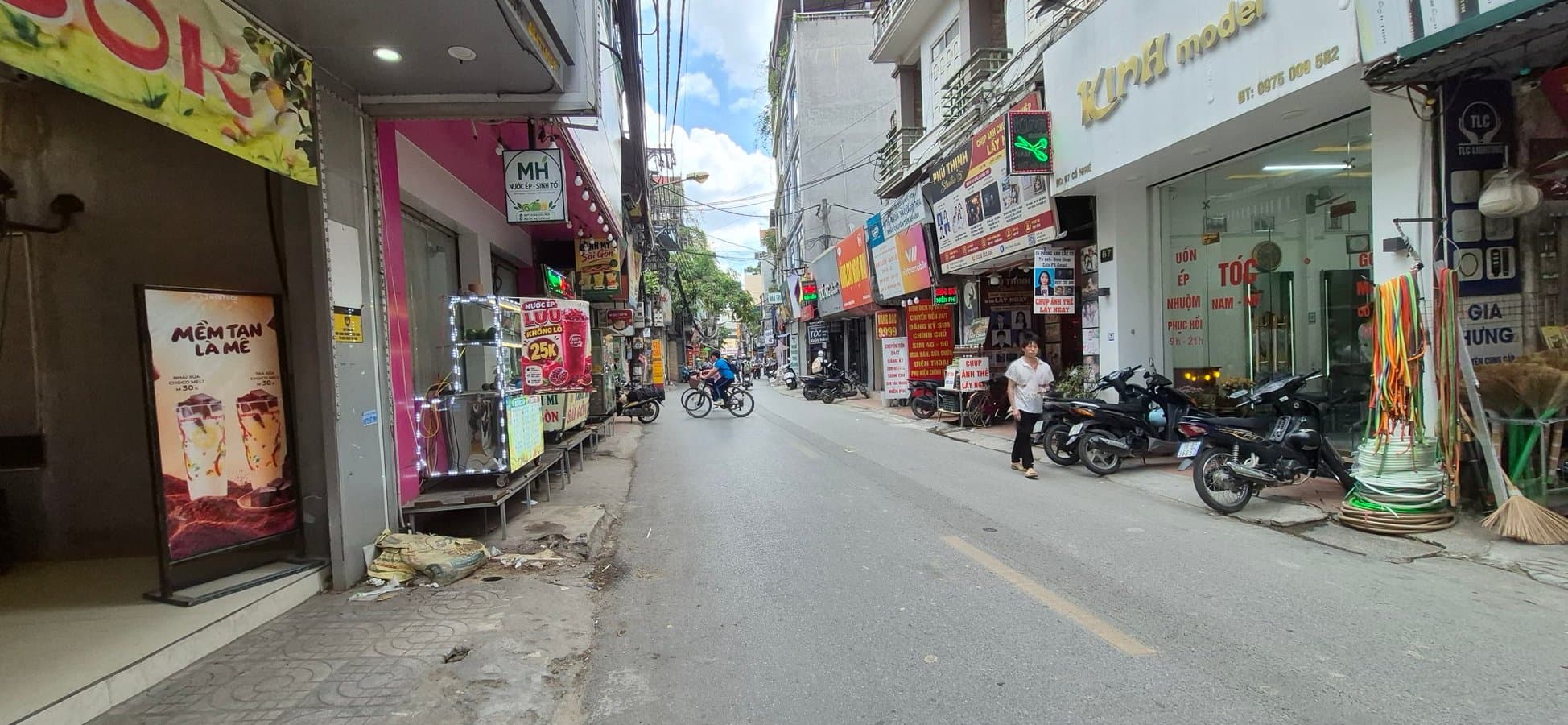 Bán nhà mặt phố Cổ Nhuế kinh doanh lô góc, 5 tầng ,85m, giá hơn 20 tỷ dòng tiền sẵn
