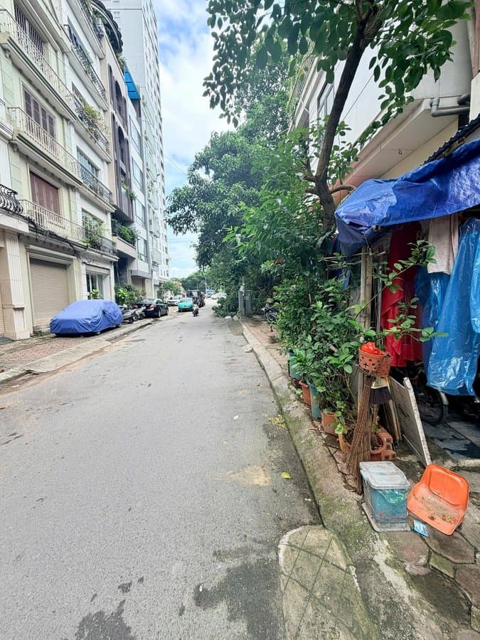Bán nhà mặt phố Thụy Khuê 5 tầng kinh doanh đa hình thức bàn giao ngay