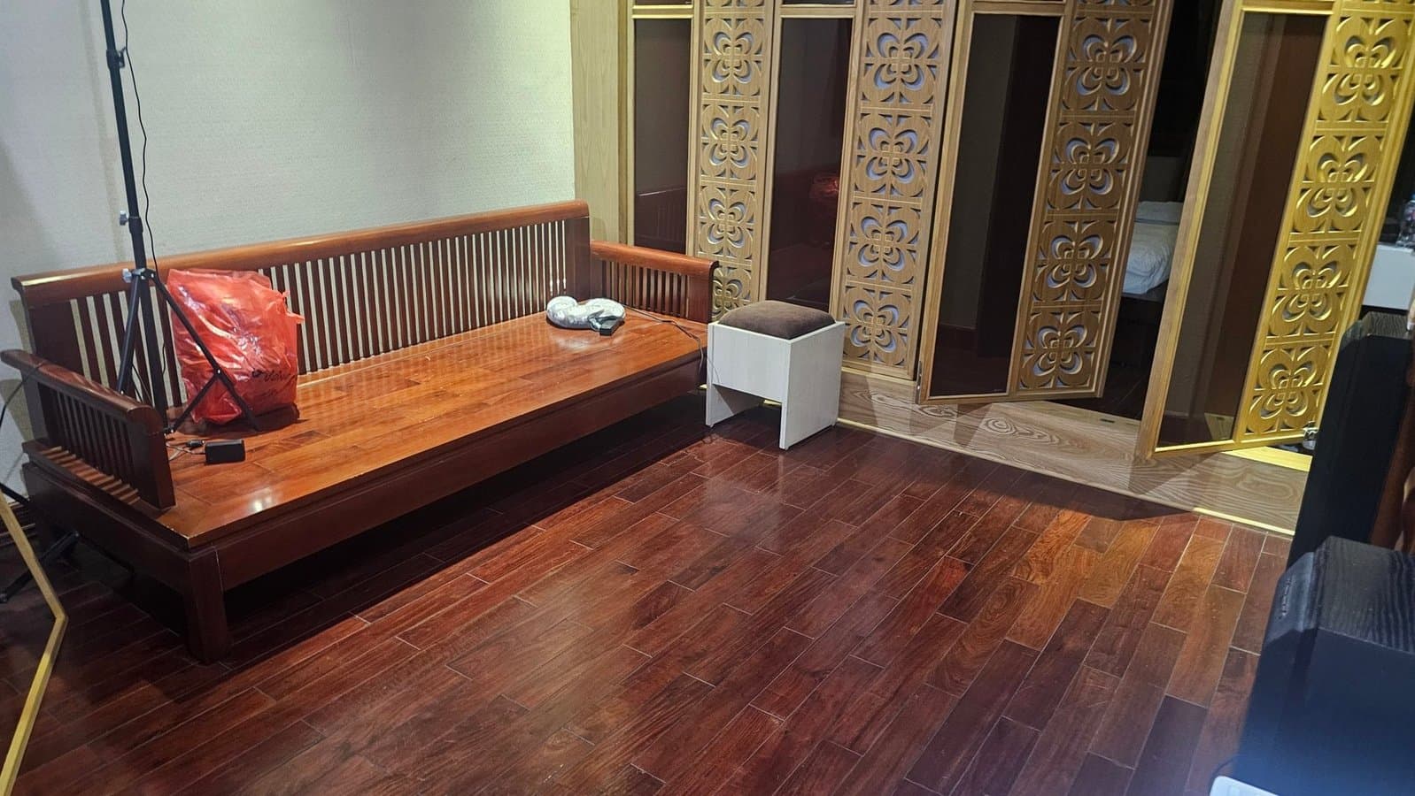 Bán nhà Mặt phố Trung tâm Quảng An Tây Hồ kinh doanh cho người nước ngoài thuê