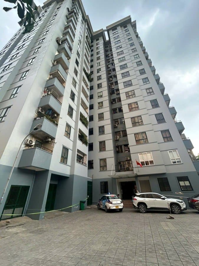 Bán căn hộ 4 pn, lô góc KĐT Resco Phạm Văn Đồng 120m giá hơn 5 tỷ